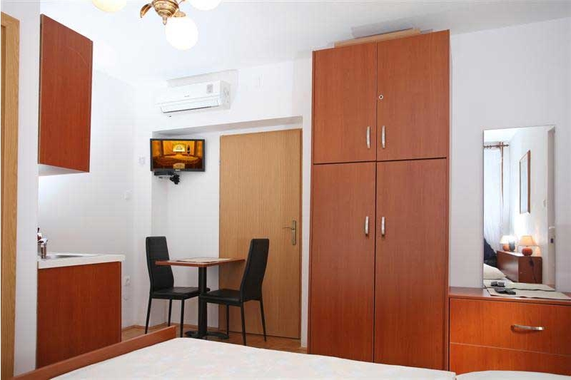 Povoljni apartmani Makarska - Apartman Marita S2 / 05